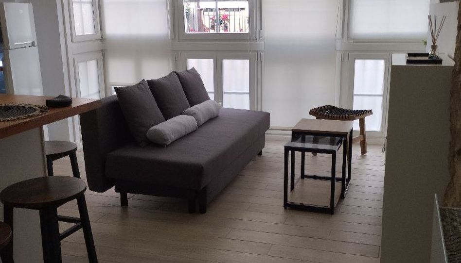 Apartamento de alquiler en Calle Rivero, 40, Centro, Avilés - imagen 1 Foto 1 de Apartamento de alquiler en Calle Rivero, 40, Centro, Avilés