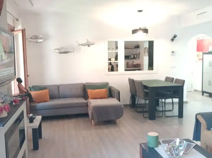 Sala de estar de Planta baja en venta en Ayamonte con Calefacción, Jardín privado y Parquet