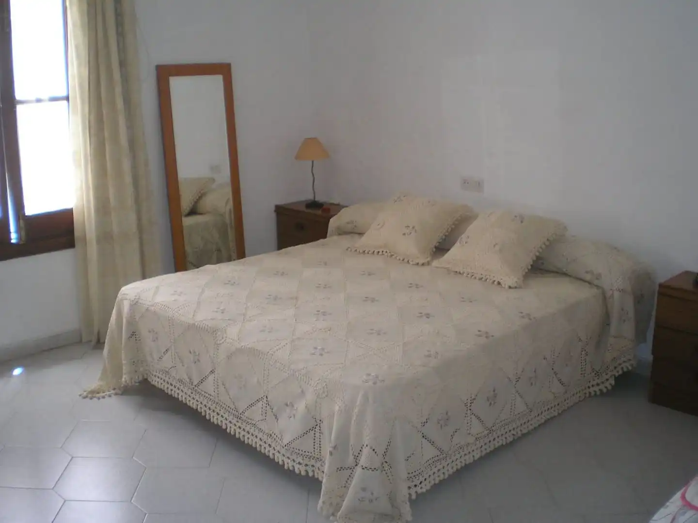 Casa adosada en venda a Calle Lorenzo Irisarri, 23, Constantina Dormitori de Casa adosada en venda en Constantina amb Terrassa