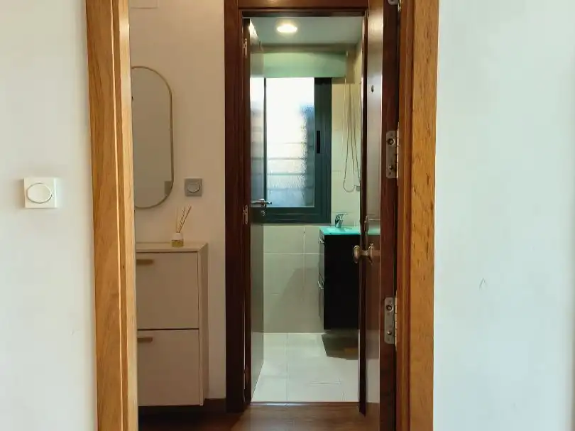 Wohnung zum Verkauf in Calle Palencia, 23, Las Tres Cruces Badezimmer von Wohnung zum Verkauf in Armilla mit Klimaanlage