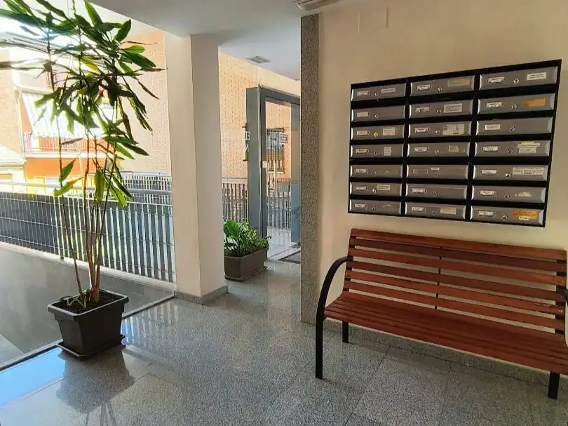 Wohnung zum Verkauf in Calle Palencia, 23, Las Tres Cruces Wohnung zum Verkauf in Armilla mit Klimaanlage