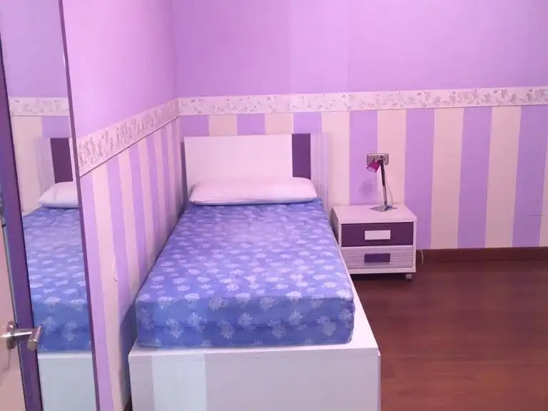 Habitación de Piso de alquiler en Jaén con Aire acondicionado, Calefacción y Parquet