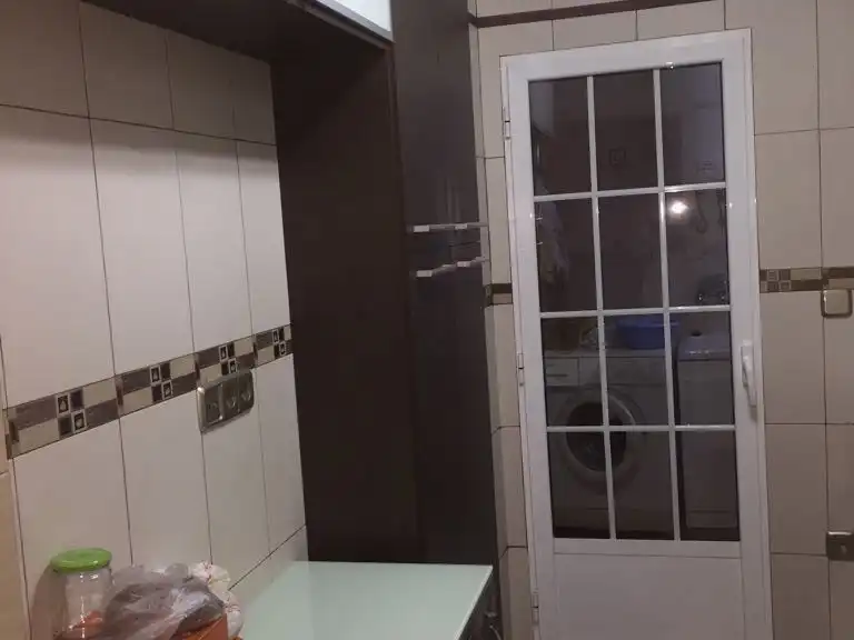 Baño de Piso de alquiler en Jaén con Aire acondicionado, Calefacción y Parquet
