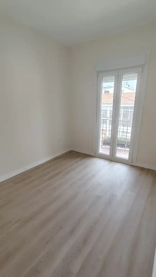 Wohnung zum Verkauf in Rúa Nosa Señora Do Viso, 13, Posío Schlafzimmer von Wohnung zum Verkauf in Ourense Capital mit Balkon