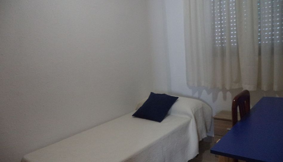 Habitación en Calle Pintor Murillo, 1, Vista Alegre - Parque Cruz Conde, Córdoba Capital - imagen 1 Foto 1 de Habitación en Calle Pintor Murillo, 1, Vista Alegre - Parque Cruz Conde, Córdoba Capital