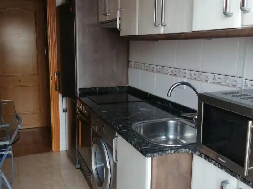 Kitchen of Flat for rent in Valverde de la Virgen  with Terrace, Storage room and Furnished