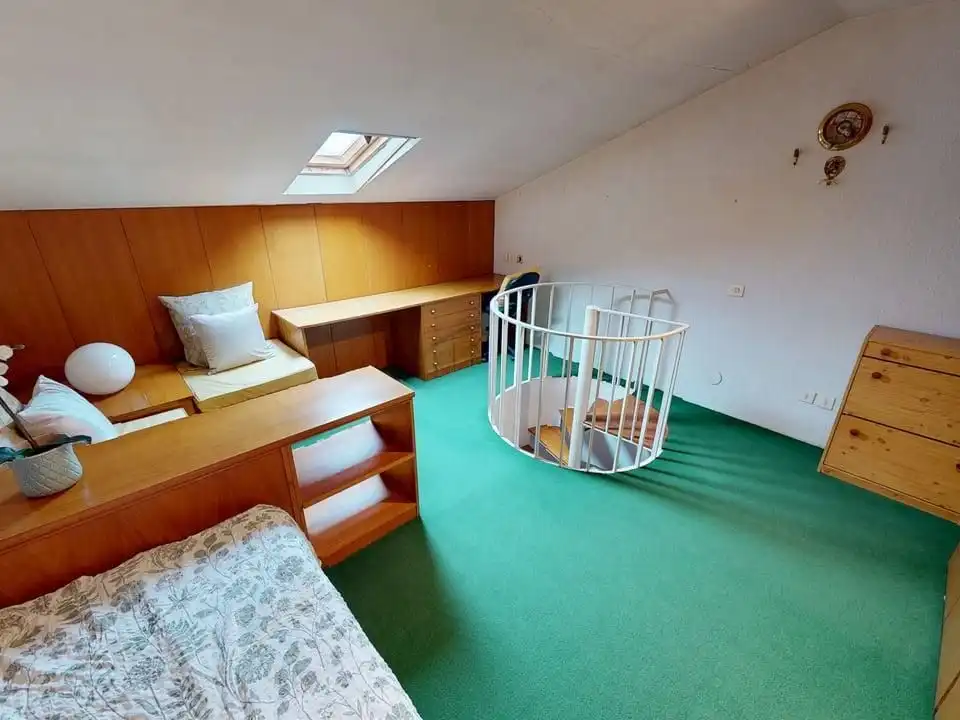 Pis en venda a Calle Cardenal Benlloch, 3, Villa Pilar Dormitori de Pis en venda en Burgos amb Calefacció, Parquet i Moblat