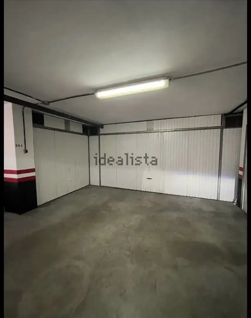 Garaje en venta en Calle Julio Burell, 43, Linarejos Parking de Garaje en venta en Linares