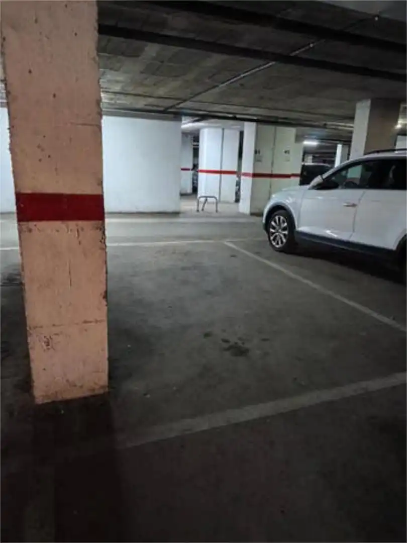 Parking of Garage for rent in Alcalá de Guadaira