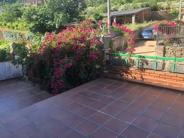 Terrassa de Casa adosada en venda en Casar de Palomero amb Terrassa, Moblat i Balcó