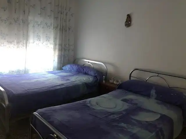 Dormitori de Casa adosada en venda en Casar de Palomero amb Terrassa, Moblat i Balcó