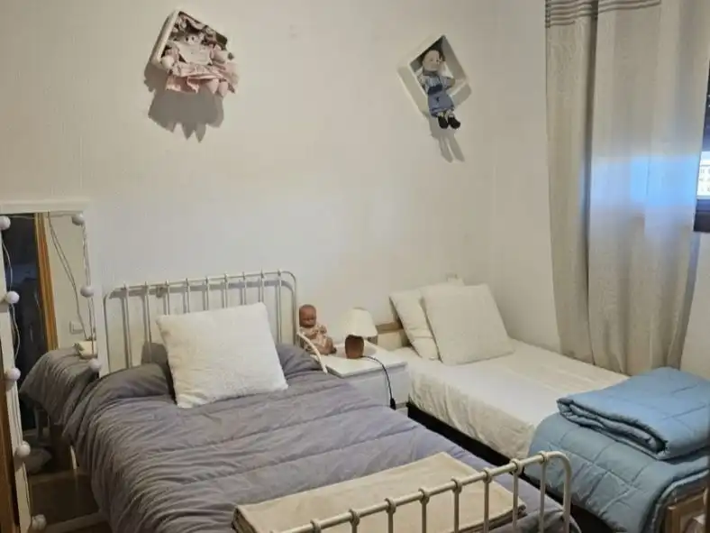 Bedroom of Flat for sale in Madrid  with Air Conditioner, Heating and Terrace