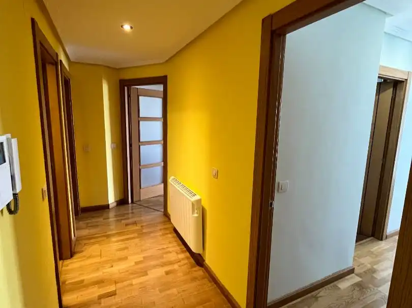 Apartamento en venta en Foz con Terraza y Balcón