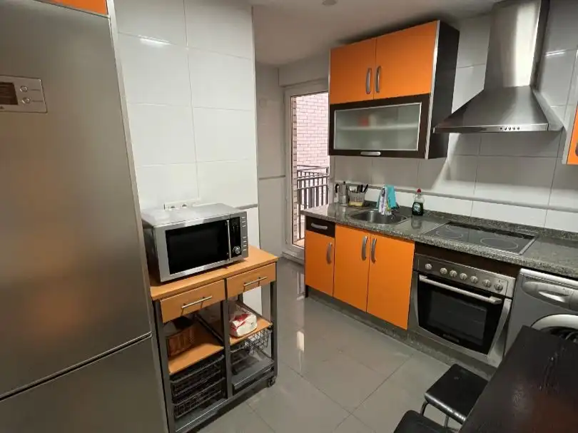 Cocina de Apartamento en venta en Foz con Terraza y Balcón