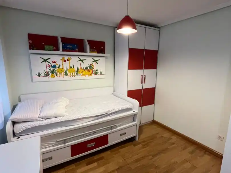 Habitación de Apartamento en venta en Foz con Terraza y Balcón