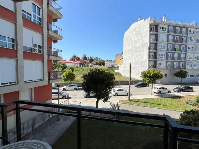 Vista exterior de Apartamento en venta en Foz con Terraza y Balcón