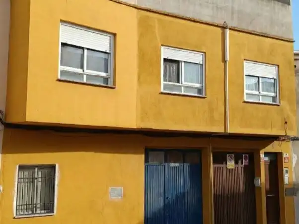 Casa adosada en venta en Calle Muro, 1, Alberic Vista exterior de Casa adosada en venta en Alberic con Aire acondicionado y Terraza