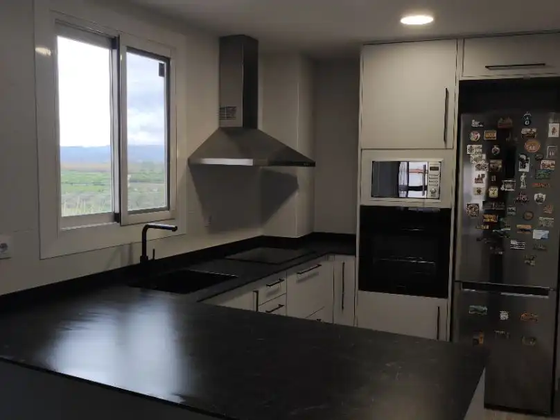 Casa adosada en venta en Calle Muro, 1, Alberic Cocina de Casa adosada en venta en Alberic con Aire acondicionado y Terraza