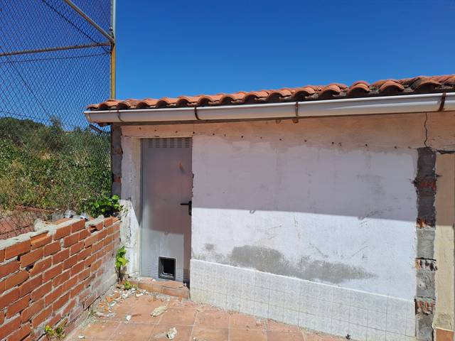 Trastero en Alquiler en Calle de la Zarza, 1 en Serranillos del Valle
