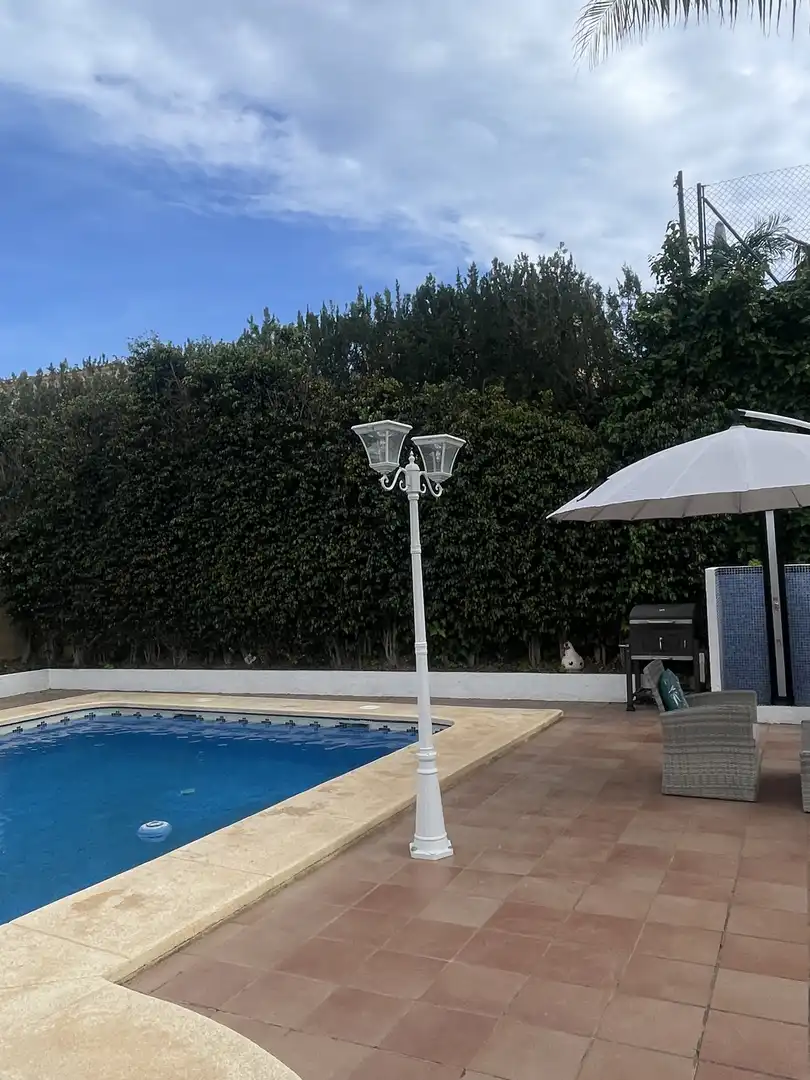 Casa o chalet en venta en Carrer Serra de la Fontfreda, 5, Escandinavia - Cautivador Piscina de Casa o chalet en venta en L'Alfàs del Pi con Aire acondicionado, Terraza y Piscina