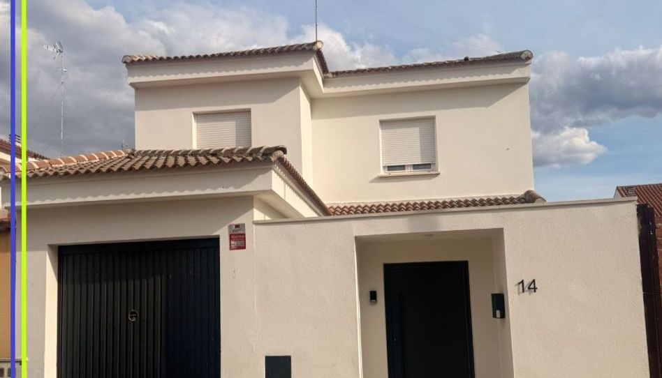 Casa o chalet en venta en Plaza Comuneros, 4, Mora, Toledo - imagen 1 Foto 1 de Casa o chalet en venta en Plaza Comuneros, 4, Mora, Toledo