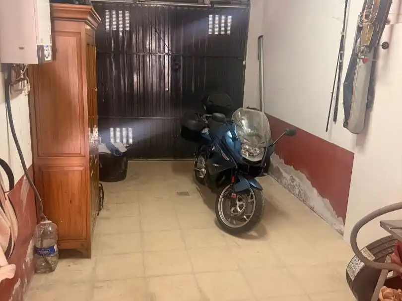 Casa o chalet en venta en Plaza Comuneros, 4, Mora Parking de Casa o chalet en venta en Mora con Aire acondicionado, Calefacción y Jardín privado