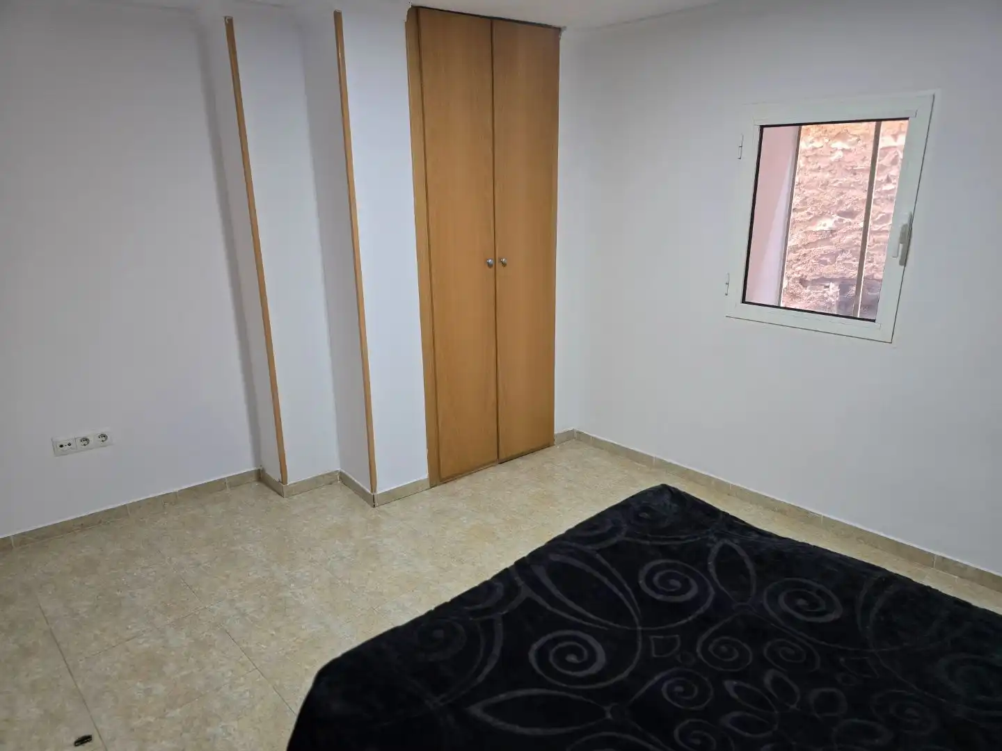 Casa adosada en venda a Carrer Sant Francesc, 7, Aldover Dormitori de Casa adosada en venda en Aldover amb Aire condicionat, Calefacció i Terrassa