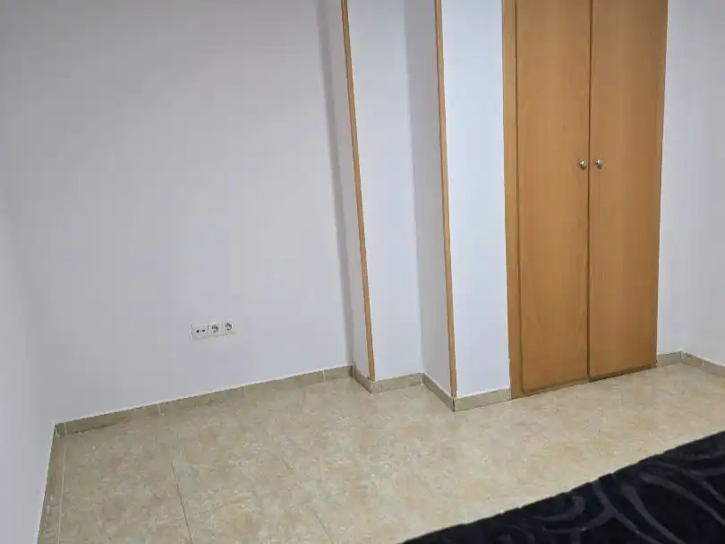 Casa adosada en venda a Carrer Sant Francesc, 7, Aldover Dormitori de Casa adosada en venda en Aldover amb Aire condicionat, Calefacció i Terrassa