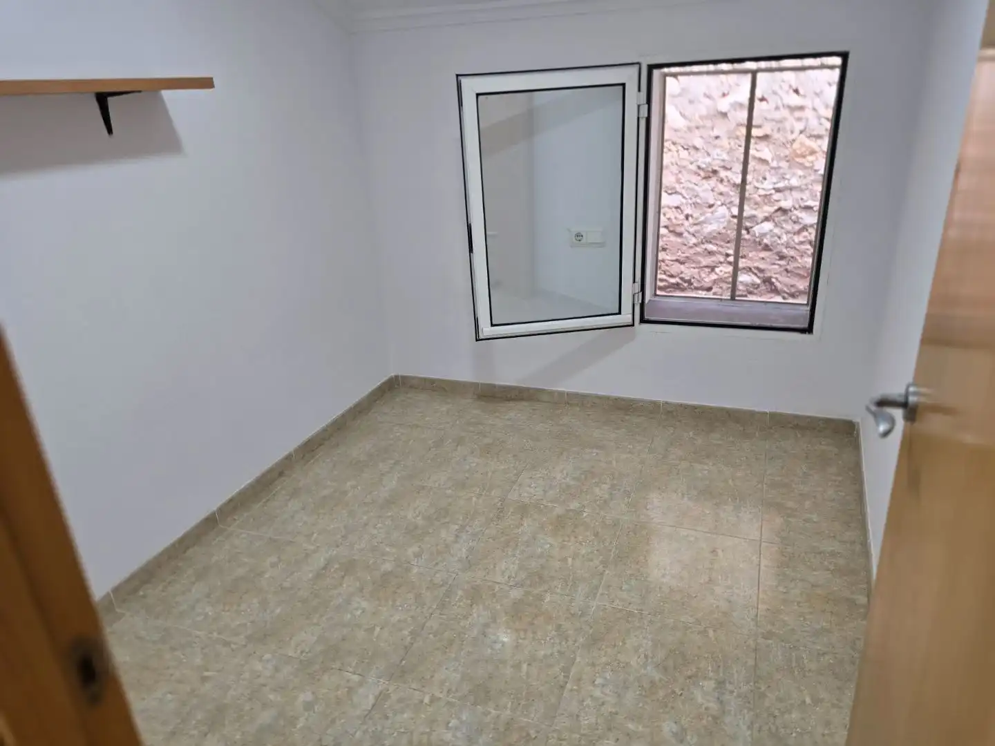 Casa adosada en venda a Carrer Sant Francesc, 7, Aldover Dormitori de Casa adosada en venda en Aldover amb Aire condicionat, Calefacció i Terrassa