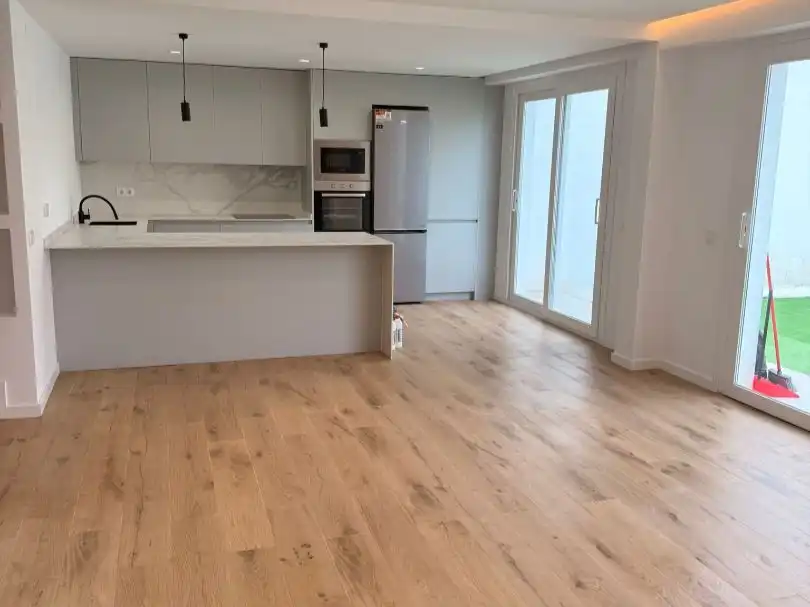 Planta baja en venta en Plaza Comuneros, 4, Mora Cocina de Planta baja en venta en Mora con Calefacción y Jardín privado