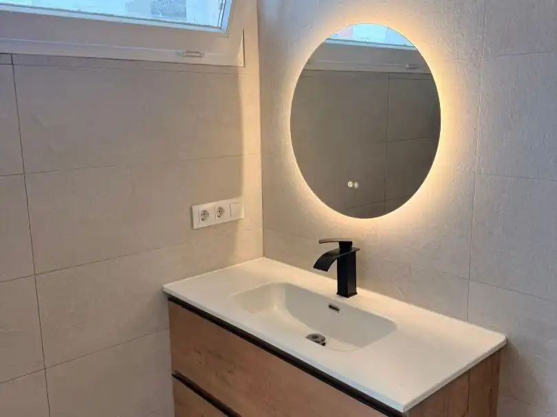 Planta baja en venta en Plaza Comuneros, 4, Mora Baño de Planta baja en venta en Mora con Calefacción y Jardín privado