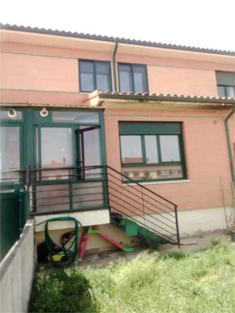 Einfamilien-Reihenhaus zur Miete in Salamanca Capital Einfamilien-Reihenhaus zur Miete in Salamanca Capital