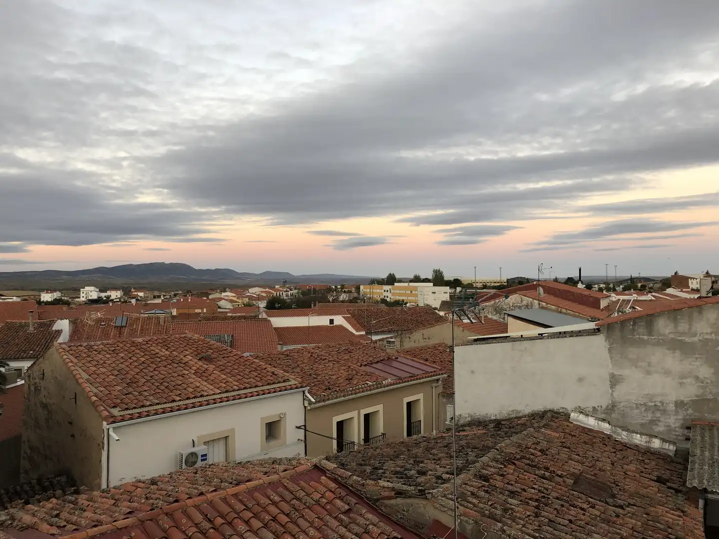 Casa adosada en venda a Avenida Colón, 54, Garrovillas de Alconétar Vista exterior de Casa adosada en venda en Garrovillas de Alconétar amb Terrassa i Balcó