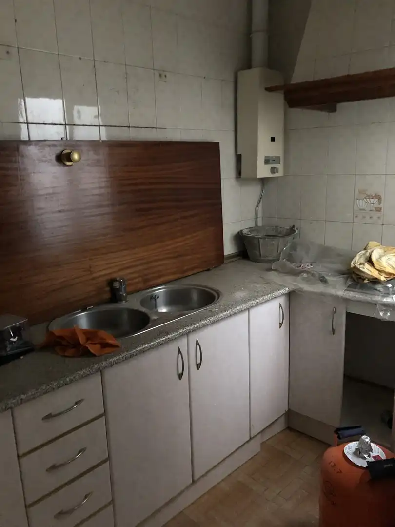 Casa adosada en venda a Avenida Colón, 54, Garrovillas de Alconétar Cuina de Casa adosada en venda en Garrovillas de Alconétar amb Terrassa i Balcó
