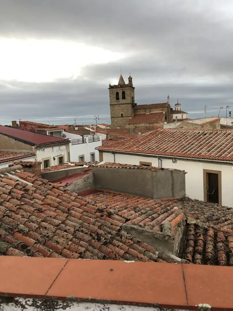 Casa adosada en venda a Avenida Colón, 54, Garrovillas de Alconétar Vista exterior de Casa adosada en venda en Garrovillas de Alconétar amb Terrassa i Balcó