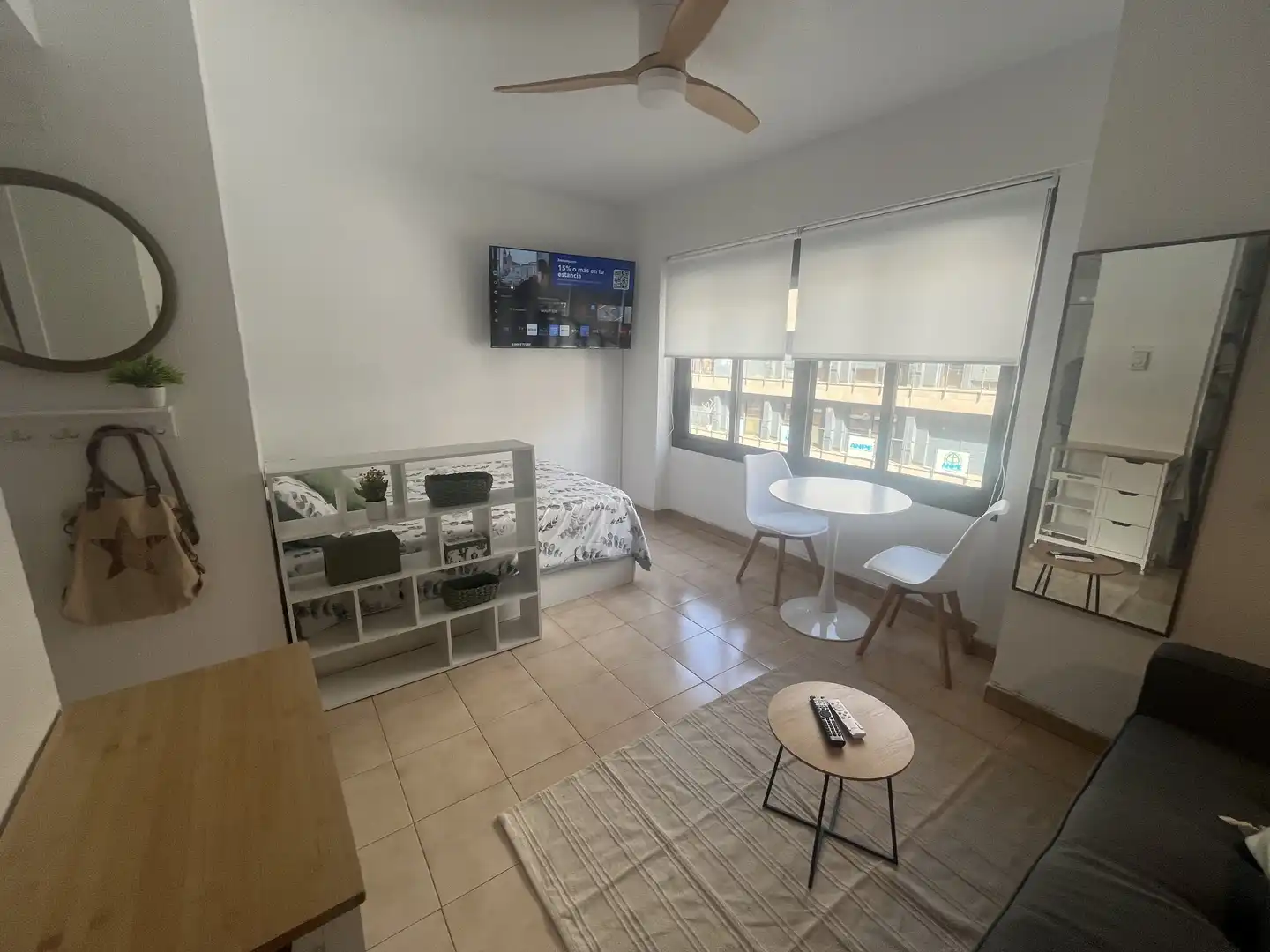 Habitación de Estudio de alquiler en Sevilla con Aire acondicionado, Calefacción y Amueblado