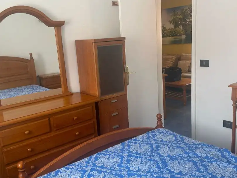 Habitación de Piso de alquiler en Ingenio con Aire acondicionado y Amueblado