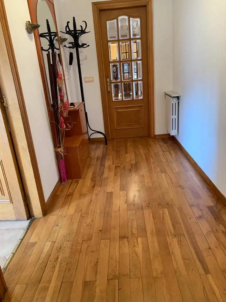 Pis de lloguer en Villafranca del Bierzo amb Calefacció, Parquet i Moblat