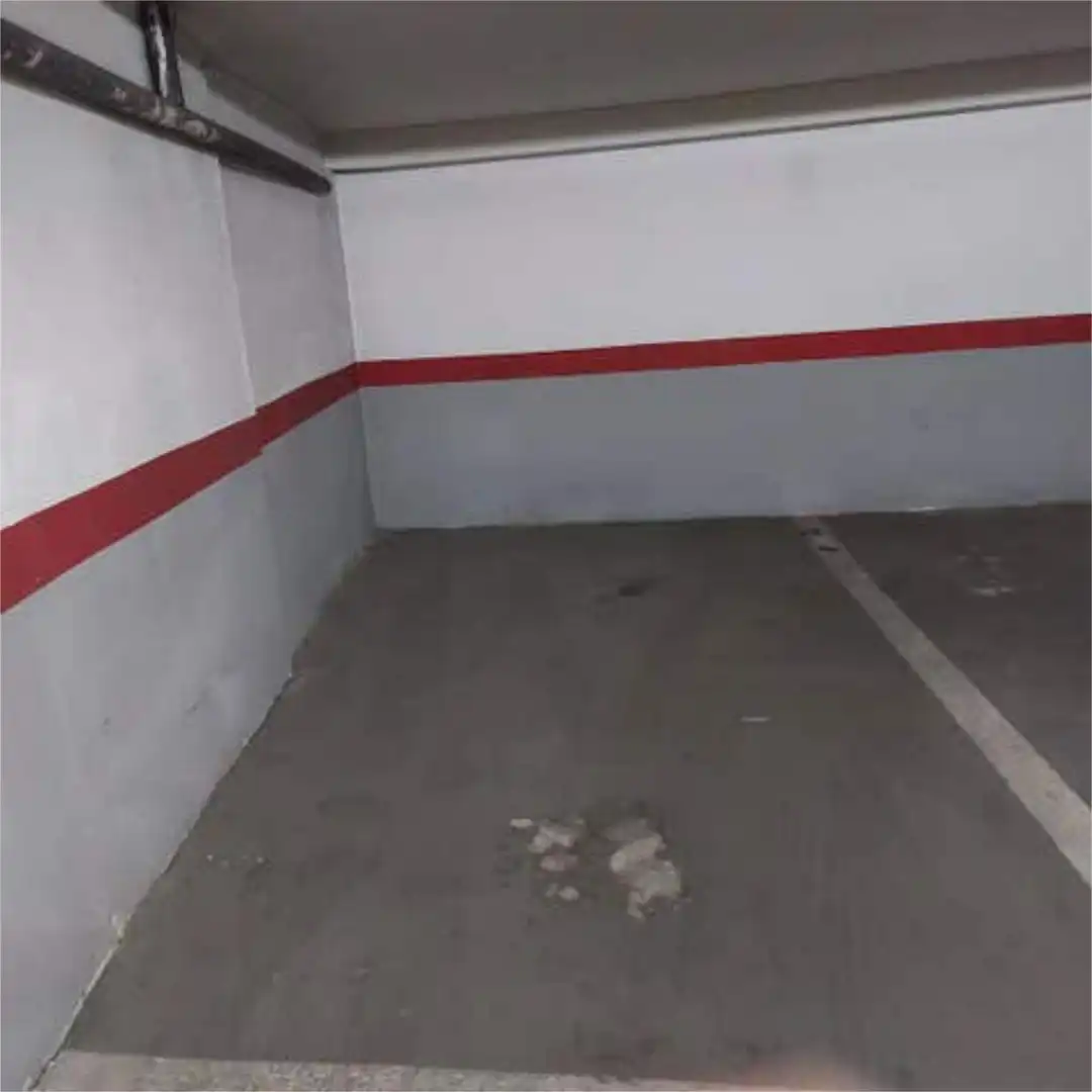 Parking of Garage for rent in Las Rozas de Madrid