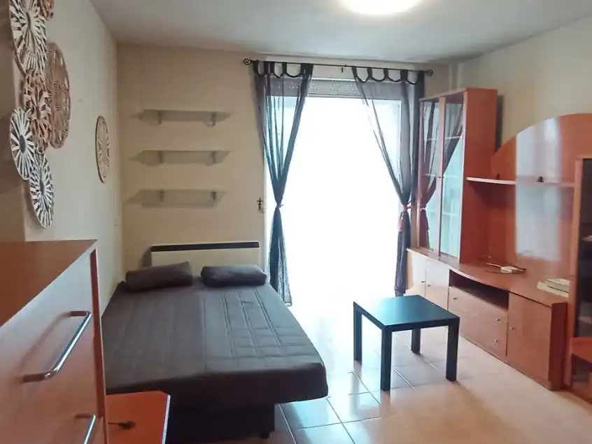 Flat for rent in Calle de San Florencio, 6, Numancia Bedroom of Flat for rent in Madrid with Heating, Furnished and Balcony