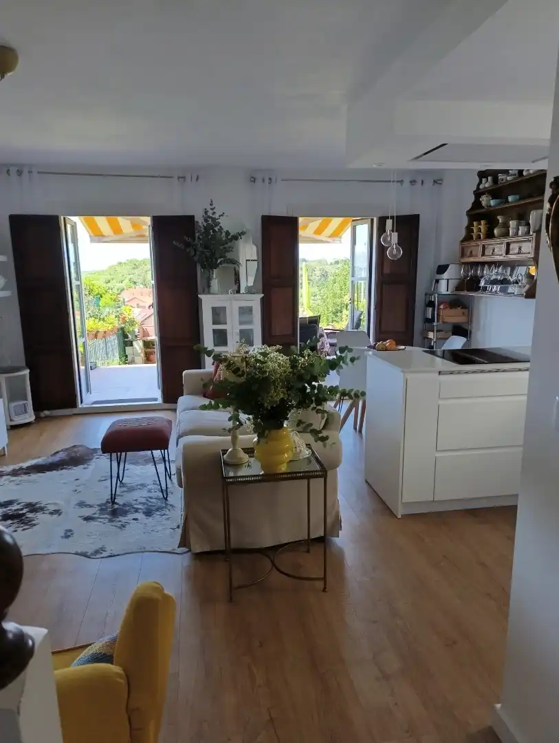 Casa o xalet en venda a El Puente, 45, Loredo Sala d'estar de Casa o xalet en venda en Ribamontán al Mar amb Calefacció, Jardí privat i Parquet
