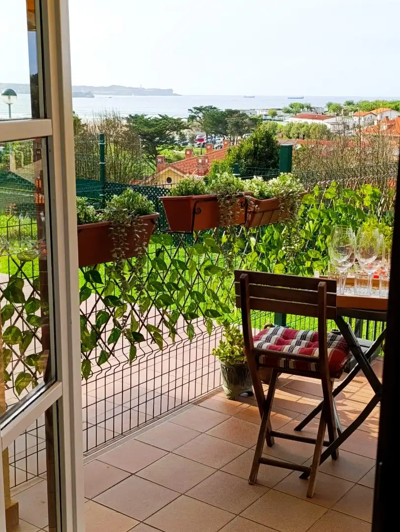 Casa o xalet en venda a El Puente, 45, Loredo Terrassa de Casa o xalet en venda en Ribamontán al Mar amb Calefacció, Jardí privat i Parquet