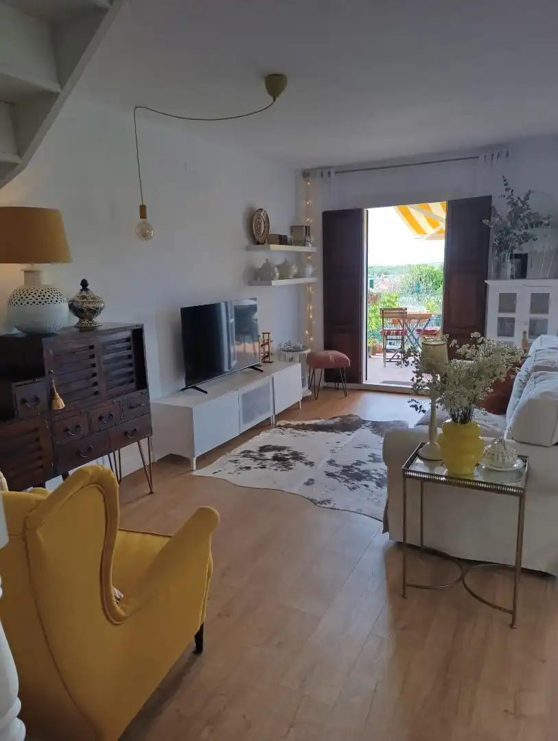 Casa o xalet en venda a El Puente, 45, Loredo Sala d'estar de Casa o xalet en venda en Ribamontán al Mar amb Calefacció, Jardí privat i Parquet