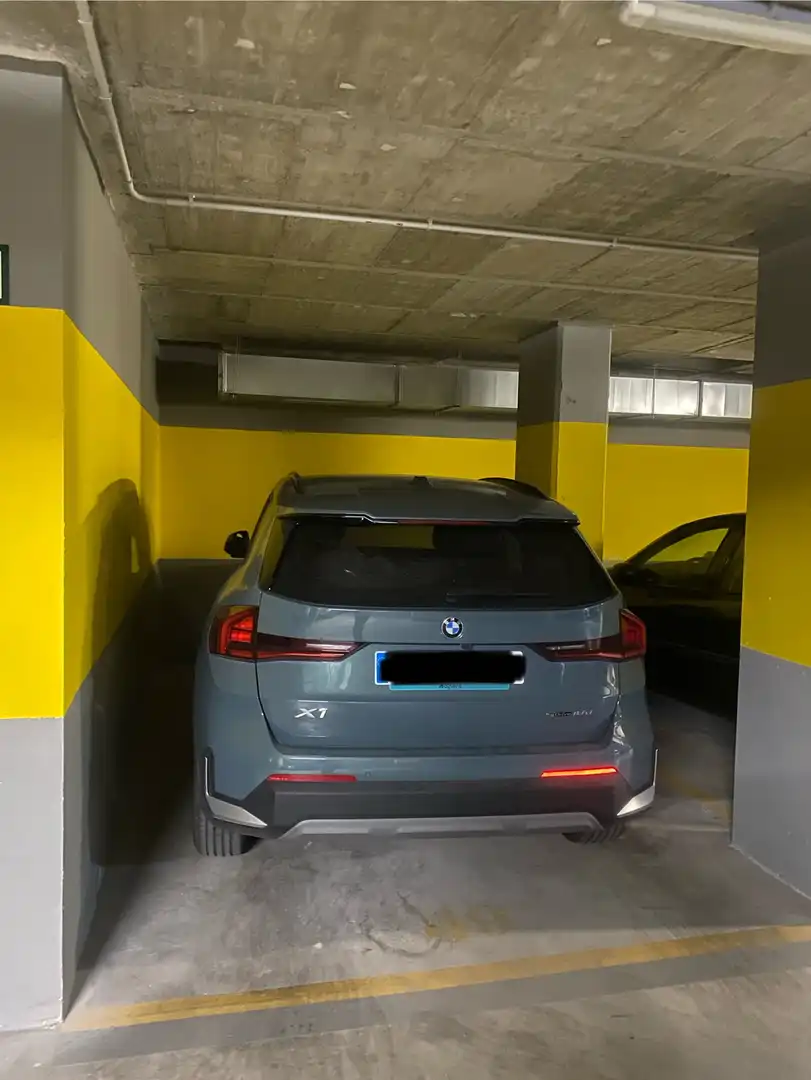Garage zur Miete in Avinguda de les Tres Creus, 100, Sant Isidre Parkplatz von Garage zur Miete in Valencia
