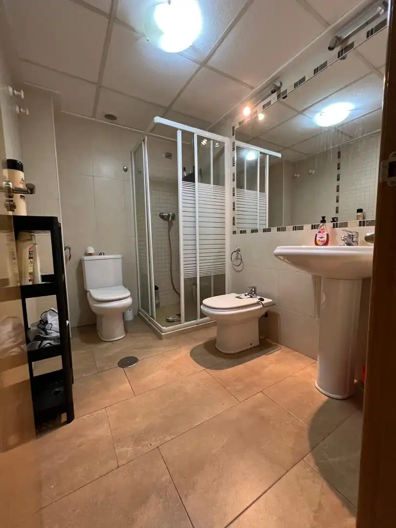 Baño de Piso para compartir en Murcia con Aire acondicionado, Calefacción y Terraza