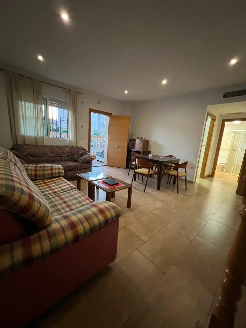 Sala de estar de Piso para compartir en Murcia con Aire acondicionado, Calefacción y Terraza