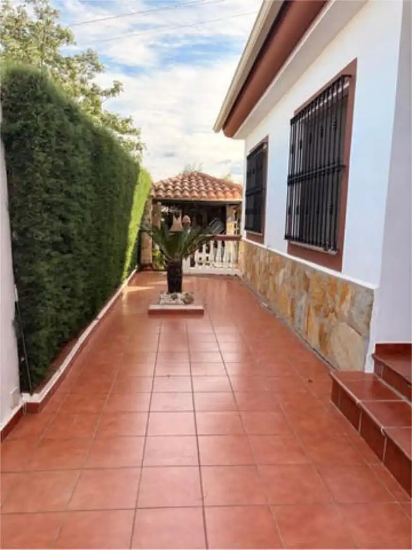 Casa adosada en venda a Olivenza Terrassa de Casa adosada en venda en Olivenza amb Calefacció, Terrassa i Traster