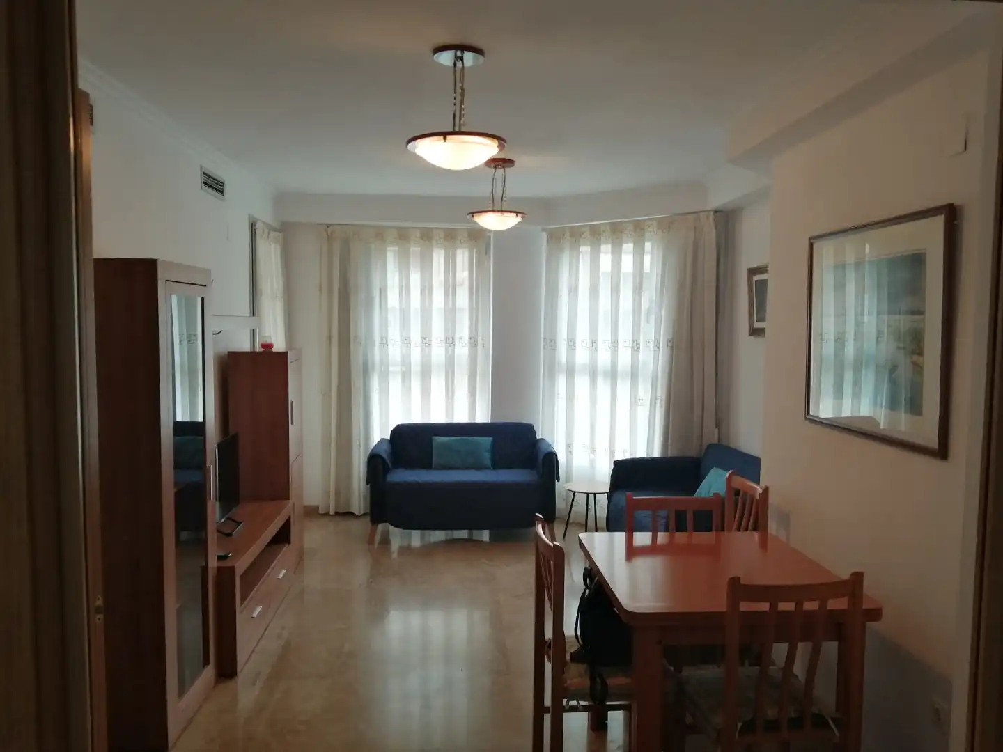 Sala d'estar de Pis de lloguer en Valencia amb Aire condicionat, Calefacció i Piscina