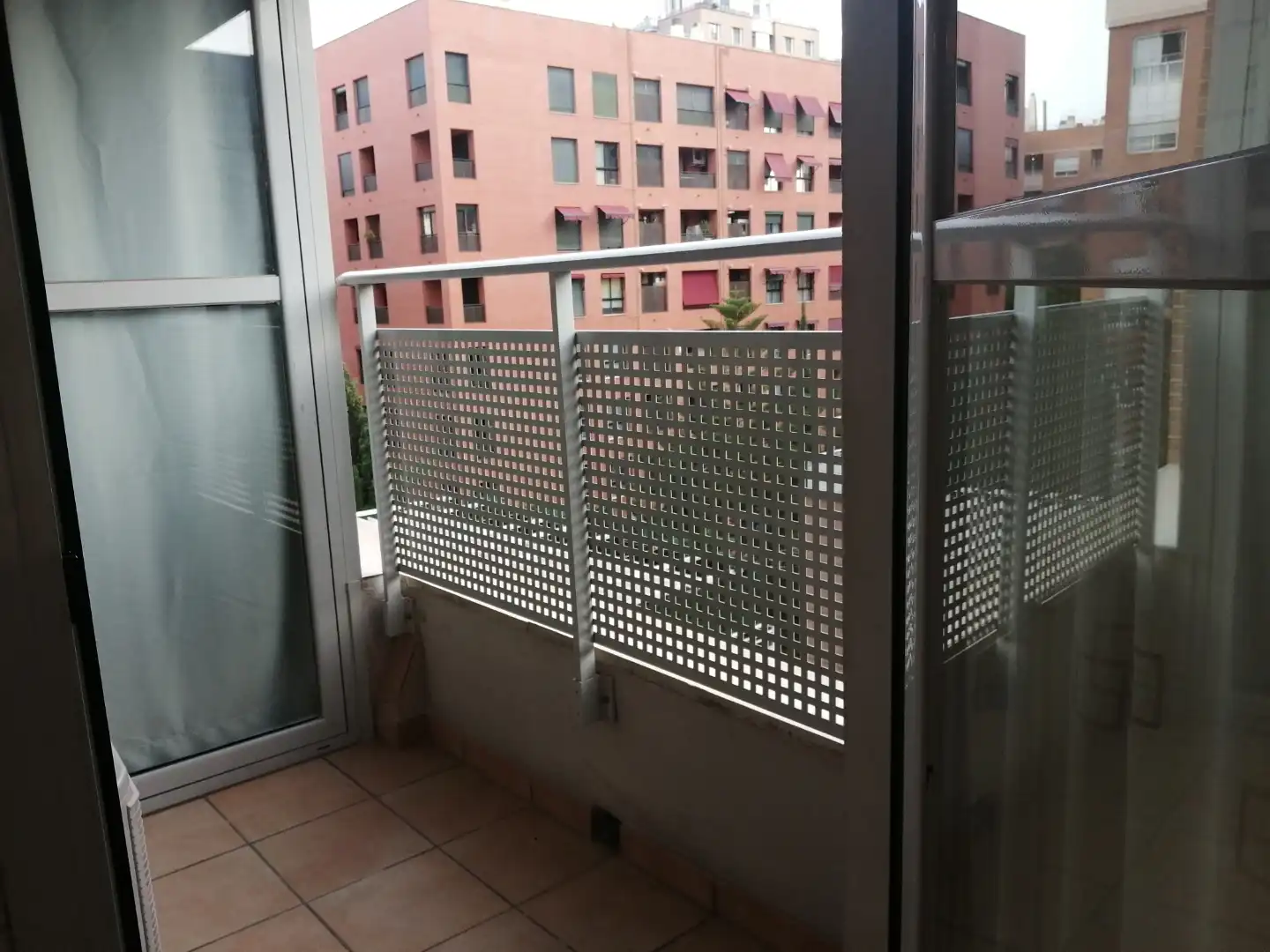 Terrassa de Pis de lloguer en Valencia amb Aire condicionat, Calefacció i Piscina