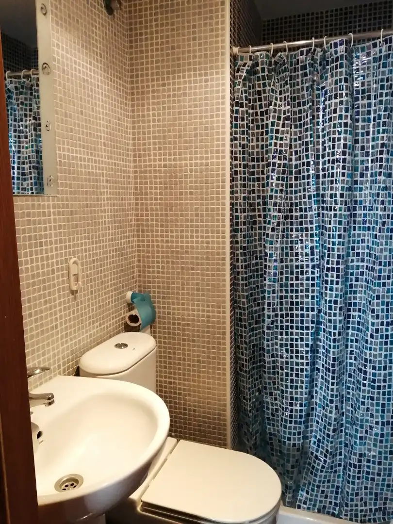 Bany de Pis de lloguer en Valencia amb Aire condicionat, Calefacció i Piscina
